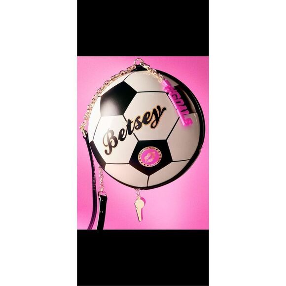 Betsy Johnson Crossbody soccer ball pocketbook . NWT Size of real soccer ball . - Picture 1 of 15